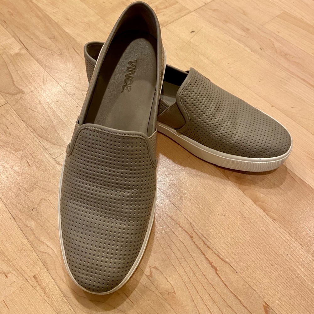Vince Women's Flat Blair 5 Slip-On Sneakers